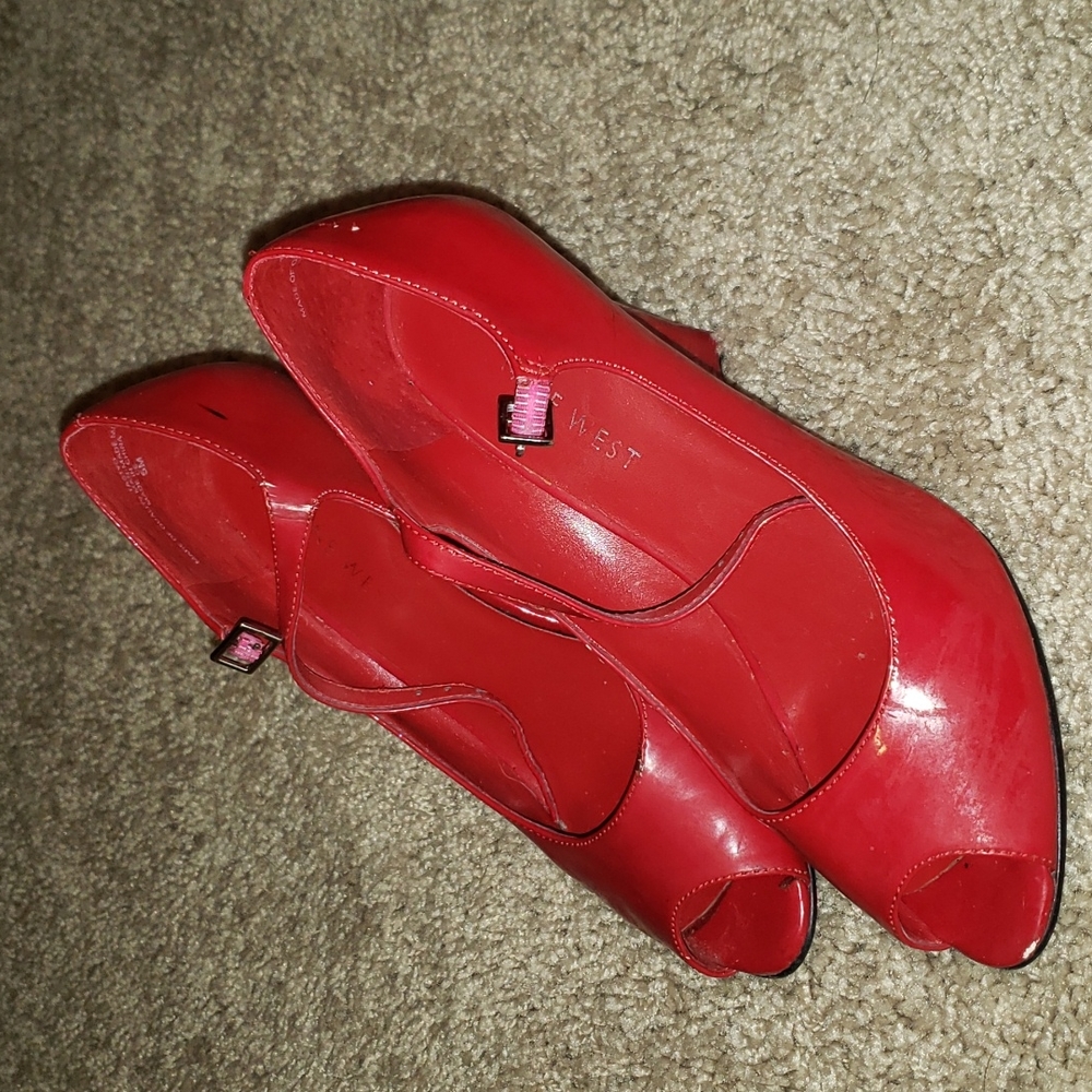 Red Nine West heels